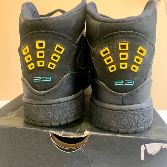 Jordan Flights - Picture 2 of 2